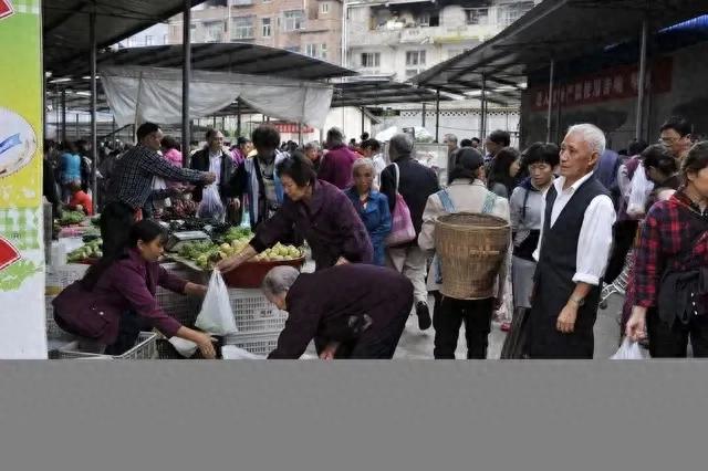 在乡镇，利润大到吓人的6个小生意，放下面子，一年可挣二十几万