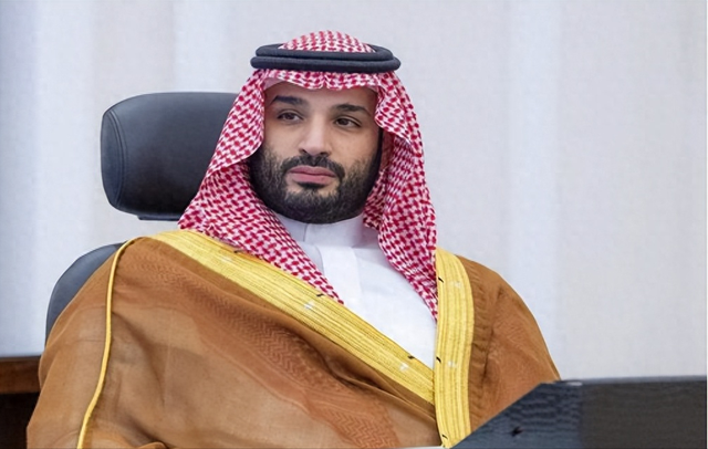 行程结束，中国外长离开中东，临走对日本发出警告，高市早苗被当面痛骂