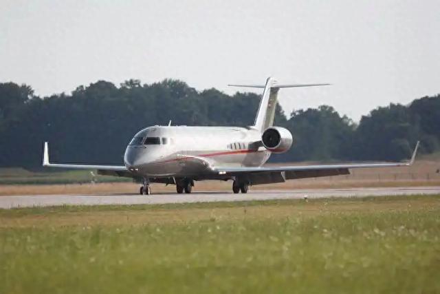 为了给日本撑腰，菲律宾的飞机闯入我国领空，不料掉入了天罗地网