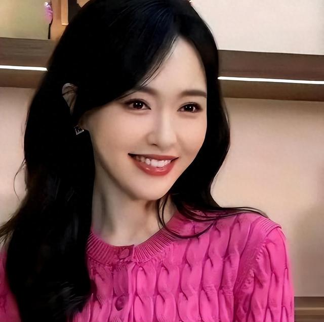 离过年仅1月	，42岁唐嫣再官宣喜讯，让罗晋和整个娱乐圈刮目相看