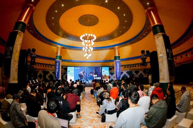 2025 佳能动感创作分享会举办，EOS R5 Mark II 重磅亮相，解锁影像创作新边界