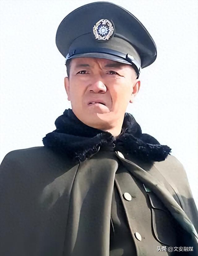 人民日报亲自点名，67岁李幼斌再破天花板，让整个娱乐圈沉默了
