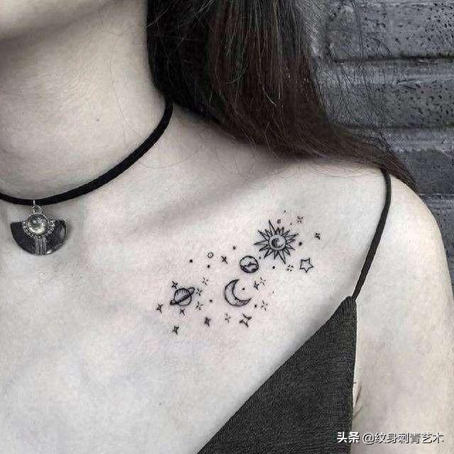 锁骨纹身纹什么最旺夫男（女孩最爱的锁骨纹身）