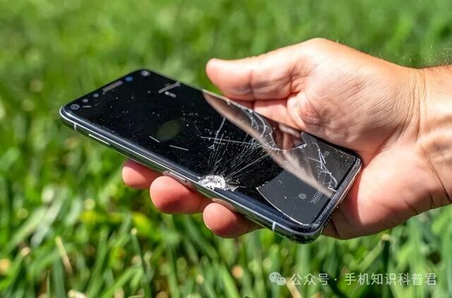 手机最好不要安装这三大软件 占用内存，还会让手机变卡顿