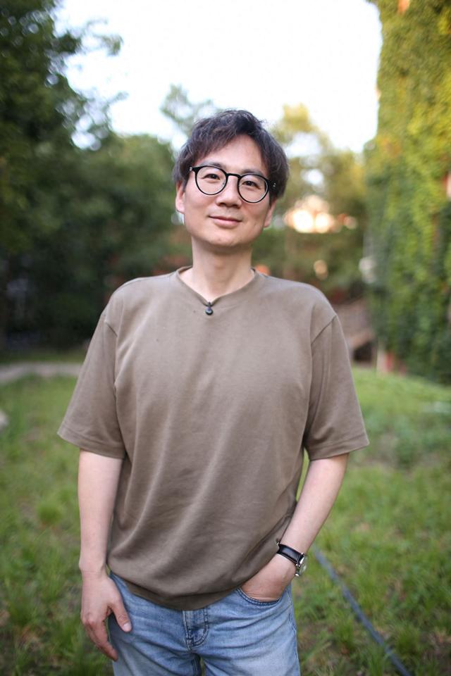 破解版恐怖老师（对话哲学教授王小伟当AI过于强大）