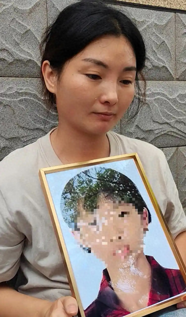“孩子一条命，换他5年牢，我不接受！”12岁女孩被继母生父虐待致死，生母崩溃回忆二审细节