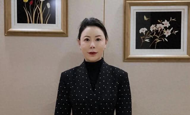 青海女副区长被揪出，吃老板宴后还有新动作。