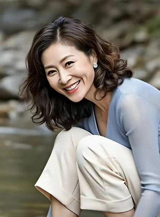 六十岁阿姨找老伴：不要钱，不要房，就图这四样实在东西