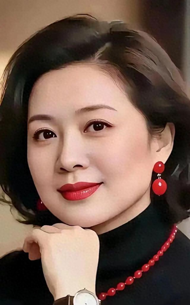 两性关系：搞定50岁女人的最好方式，就是喂饱这两个饥饿