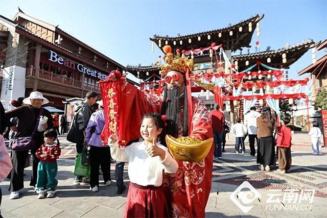 5293.14万人次！708.98亿元！2026年春节云南文旅市场迎来“开门红”