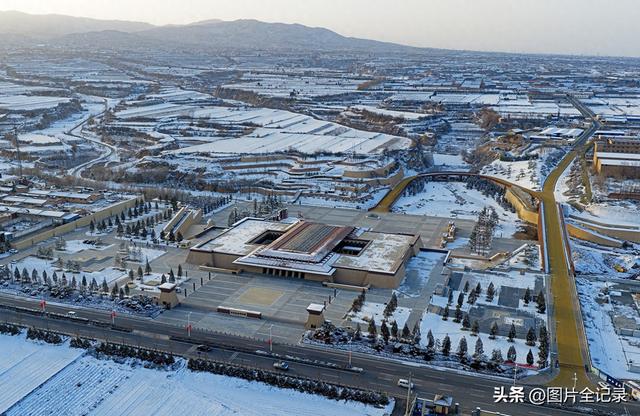 山西襄汾：遗址公园雪景迷人