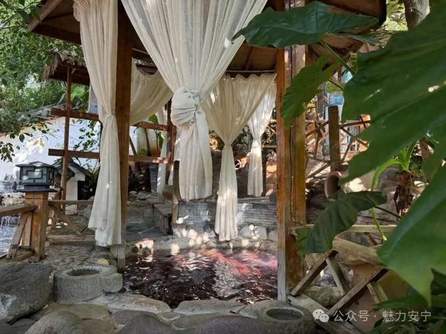 今冬私汤民宿订单量全国TOP1！昆明周边温泉攻略大合集来了，承包你的整个冬天~