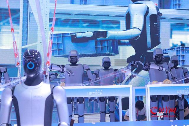 人形机器人整机企业参展数创历史！2025世界机器人大会开幕
