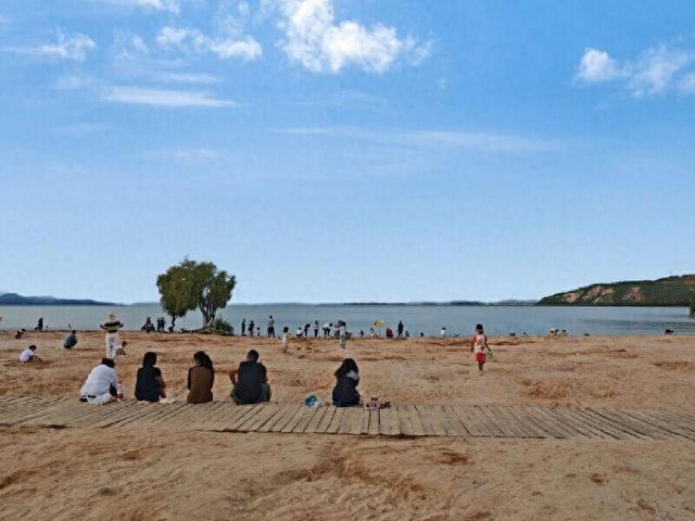 解锁神仙级避暑沙滩！晋宁私藏21℃“小三亚”