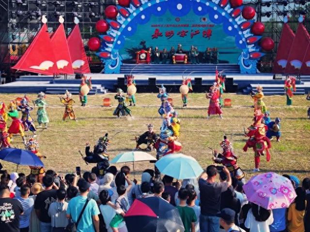 从“有看头”到“有玩头” 南安“不一样的成功之旅”首发启程