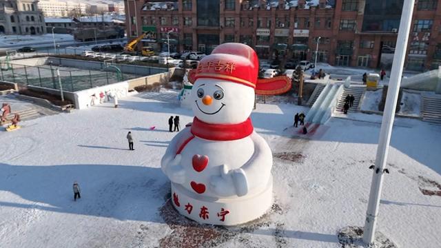 我市“听劝”升级冬日景观 冰雪“宠粉”激活文旅市场