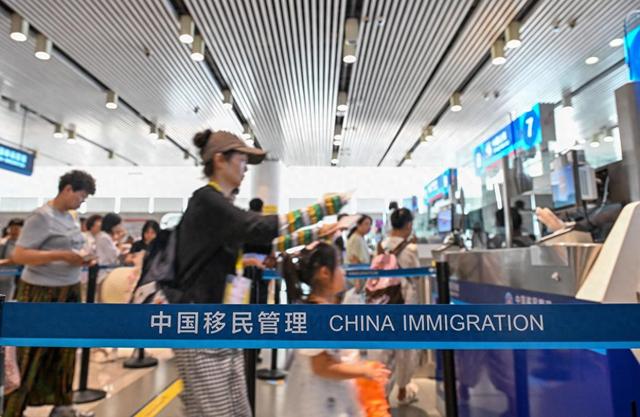 天津暑期邮轮旅游客流旺