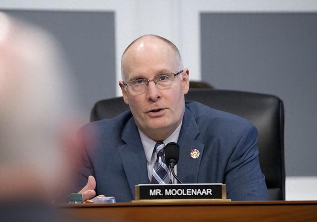 美“反华”机构高喊： 中国已上好子弹，对美国开枪，我们必须行动