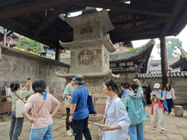 大足“双节”接待游客16.47万人次 贴心服务筑牢安全防线​