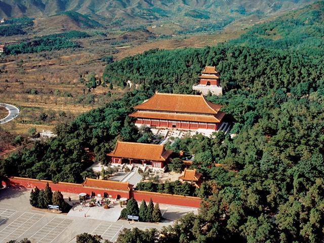 时空穿越攻略（明十三陵王朝长眠之地）