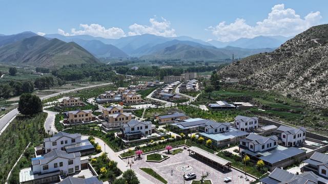 天祝：寻凉祁连镇 栖居山水间