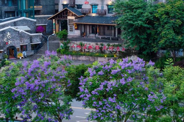 忠县:千年古城的文明之光