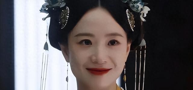 这跟不穿有啥区别？32岁李梦真空上阵！几乎全裸，简直太大胆