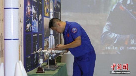 湖南安仁退役军人创办航天科普基地 点亮家乡孩子科学梦