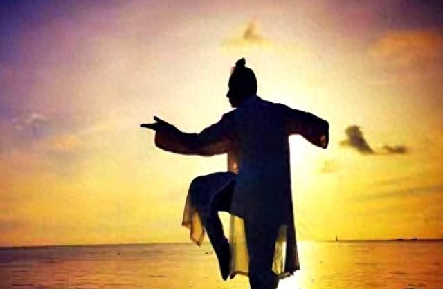 练太极3年才懂：核心力不在腰腹，90%的人都练错了！