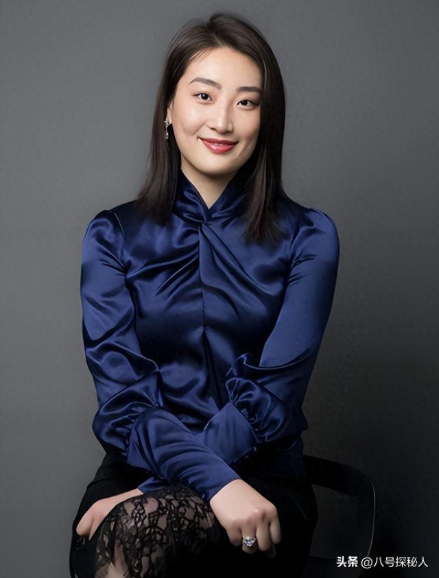 娃哈哈突然改名“娃小宗”，一个时代落幕，世界果然是个草台班子