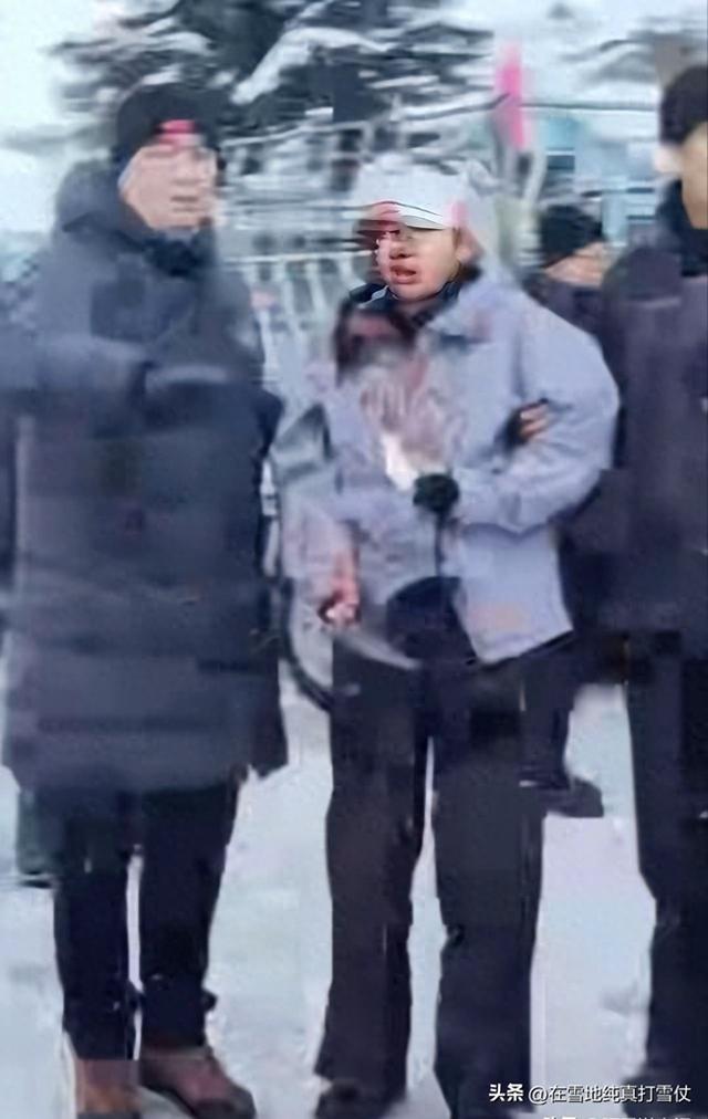 可可托海雪豹咬人后续！“活该	”？三次警告当耳旁风，被咬不冤