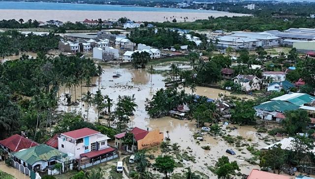 局势已恶化，菲国61个市镇大断电，忙着反华的马科斯，被要求下台