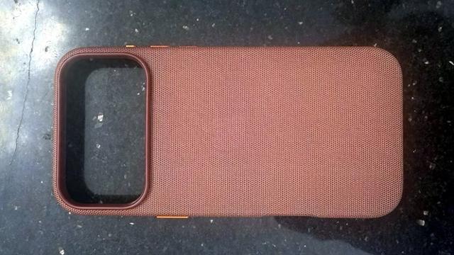 据传苹果将与 iPhone 17 一同推出 FineWoven 手机壳的继任者