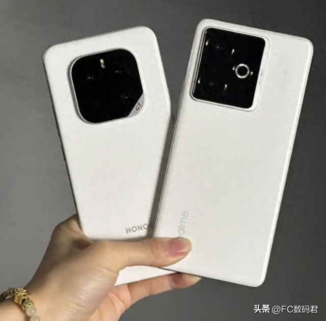 荣耀 GTPro 和真我 GT7 怎么选？看完这篇直接闭眼入！