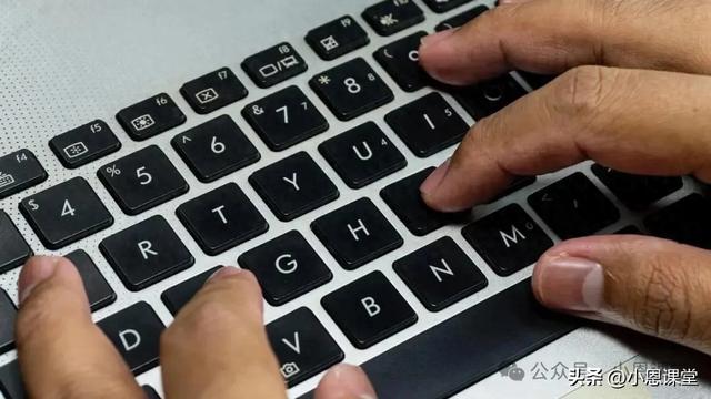 电脑键盘打字不显示字出来怎么办?解决方法在这里,一定能帮到你