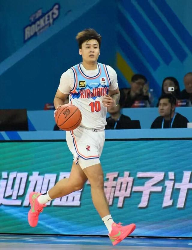 张云松再现神奇操作，赵睿C类合同加盟北京北汽