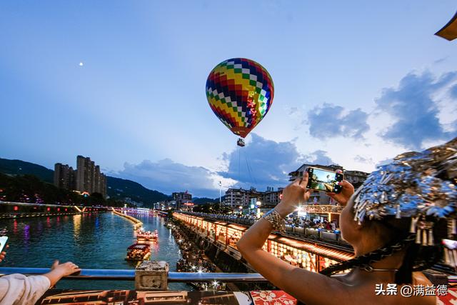 光影织梦·夜泊宣恩：在鄂西山水间，打捞一城璀璨星河