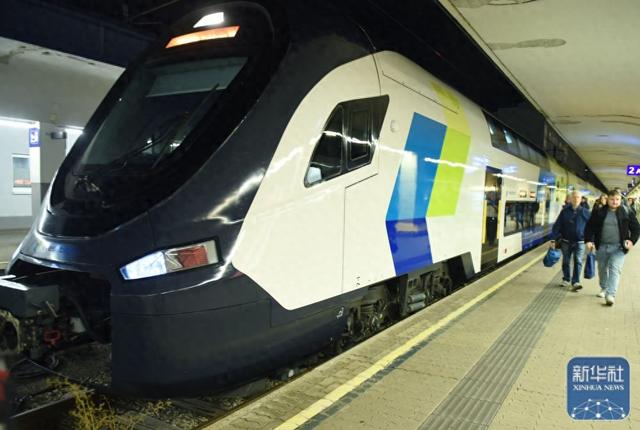 中国国产列车首次亮相奥地利