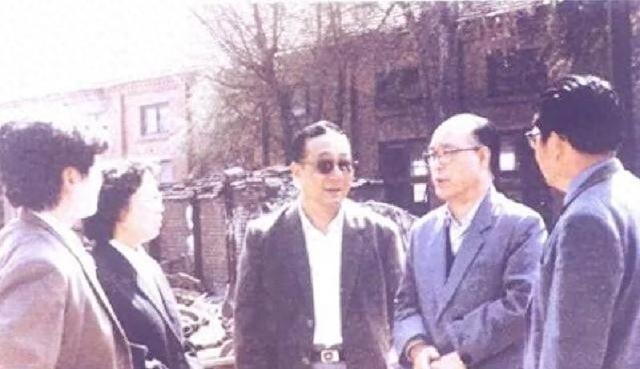 他曾主政陕西、河南两省，担任过甘肃省省长，官至正部级享年89岁