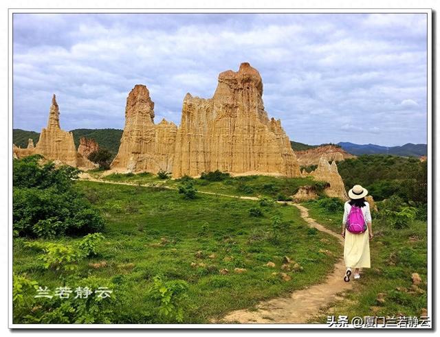 云南楚雄：元谋浪巴铺土林的地质奇观（含攻略）
