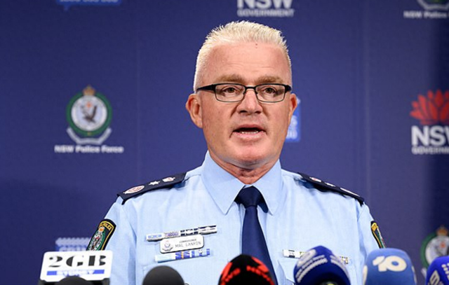 澳大利亚恐袭案枪手虽存在恐怖主义危险信号，仍于2023年获持枪证