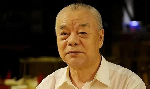 毛主席的警卫员，在57岁时娶了主席的小女儿，他们如今过得怎样？