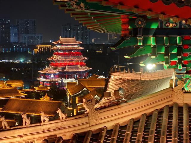 河北沧州：流光溢彩大运河畔