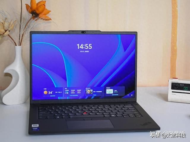 ThinkPad T14p 2025商务本选U5 225H还是直接上U9 285H？有什么区别？