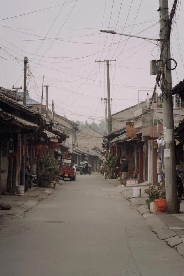 成都向西，拜访邛崃最“慢”的古镇，把千年时光泡进茶里