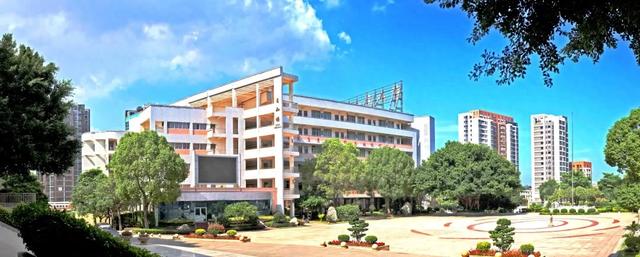 晋江网站建设规划方案（速看晋江一中华侨中学招生方案公布）