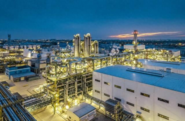 中国人以实力捍卫和平