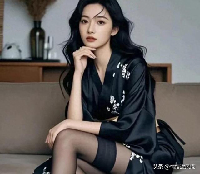 过了60岁，在任何人面前，都不能轻易漏出这几张底牌