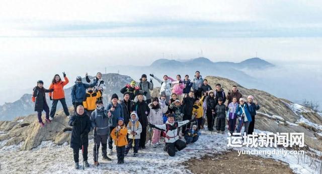 新年伊始的雪后登高　仪式感拉满～