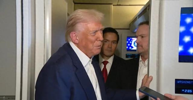 美军战机离奇坠入南海，仅仅24小时后，特朗普亲自宣布“破案”